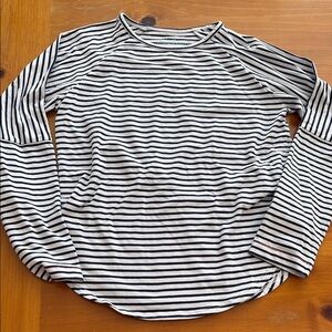 Vineyard vines medium Striped Long Sleeve Shirt
